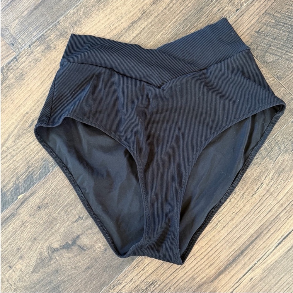 Black Ribbed Crossover Bikini Bottoms aerie